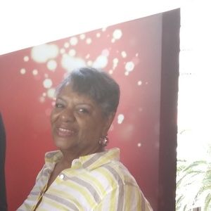 Meet your Posher, Lanell